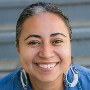 Meet your Posher, Dinah